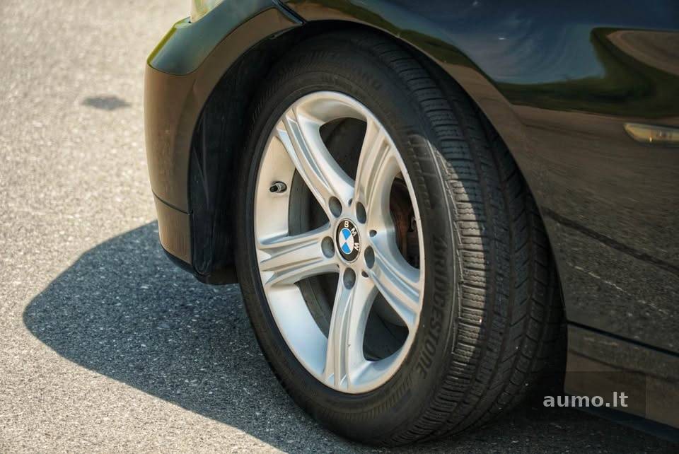 2000 BMW 3 serija automobilių skelbimas Vilniuje Aumo