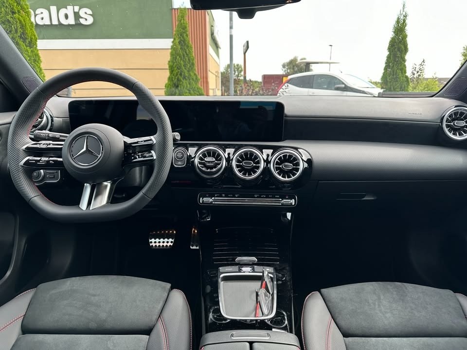 2024 Mercedes-Benz A-Class automobilių skelbimas Vilniuje Aumo