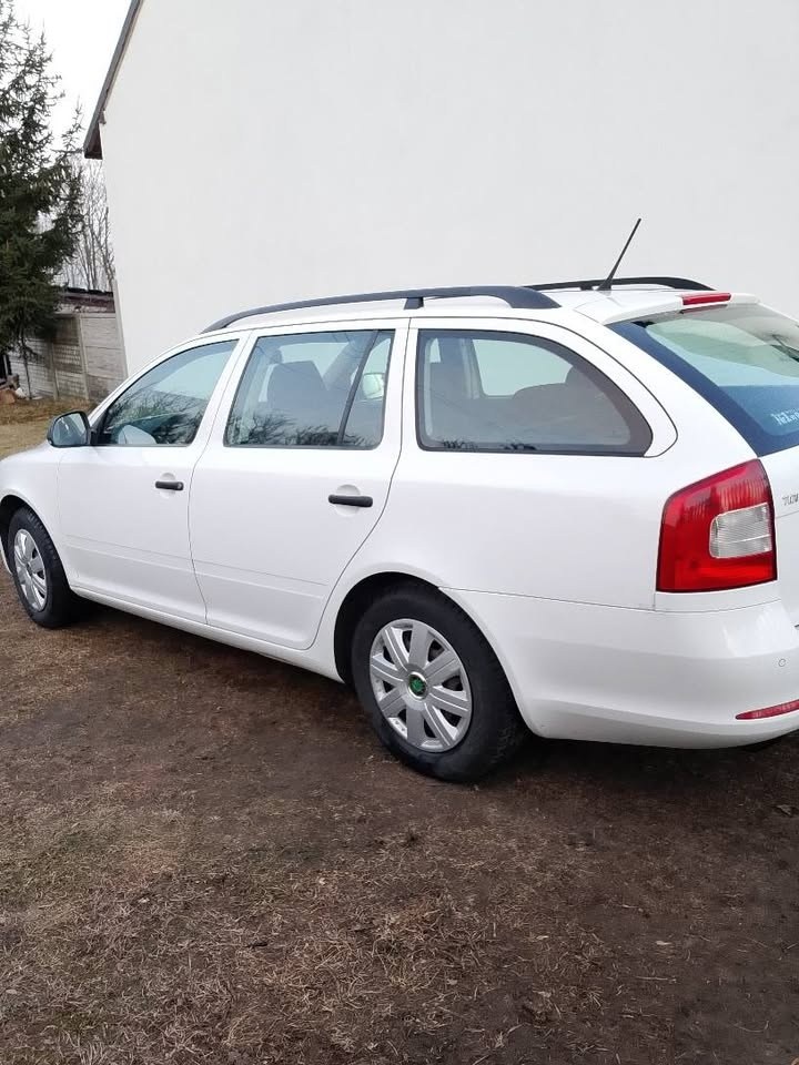 2011 Skoda Octavia automobilių skelbimas Panevėžyje Aumo
